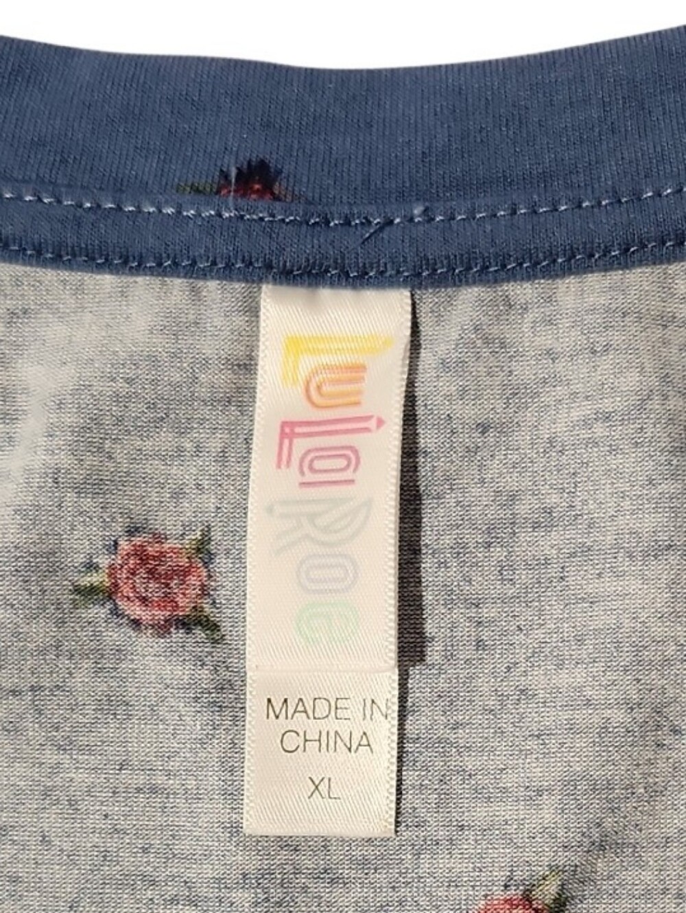 LuLaRoe Blue Tossed Tea Rose Floral Christy T (XL) - Picture 12 of 13